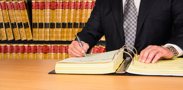 Read more about the article How A Lawyer Can Assist With Wrongful Death