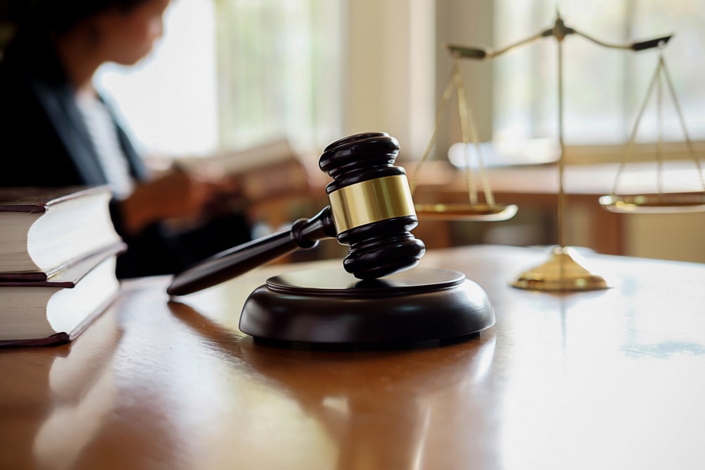 Read more about the article Litigation Lawyer And Lowball Offers